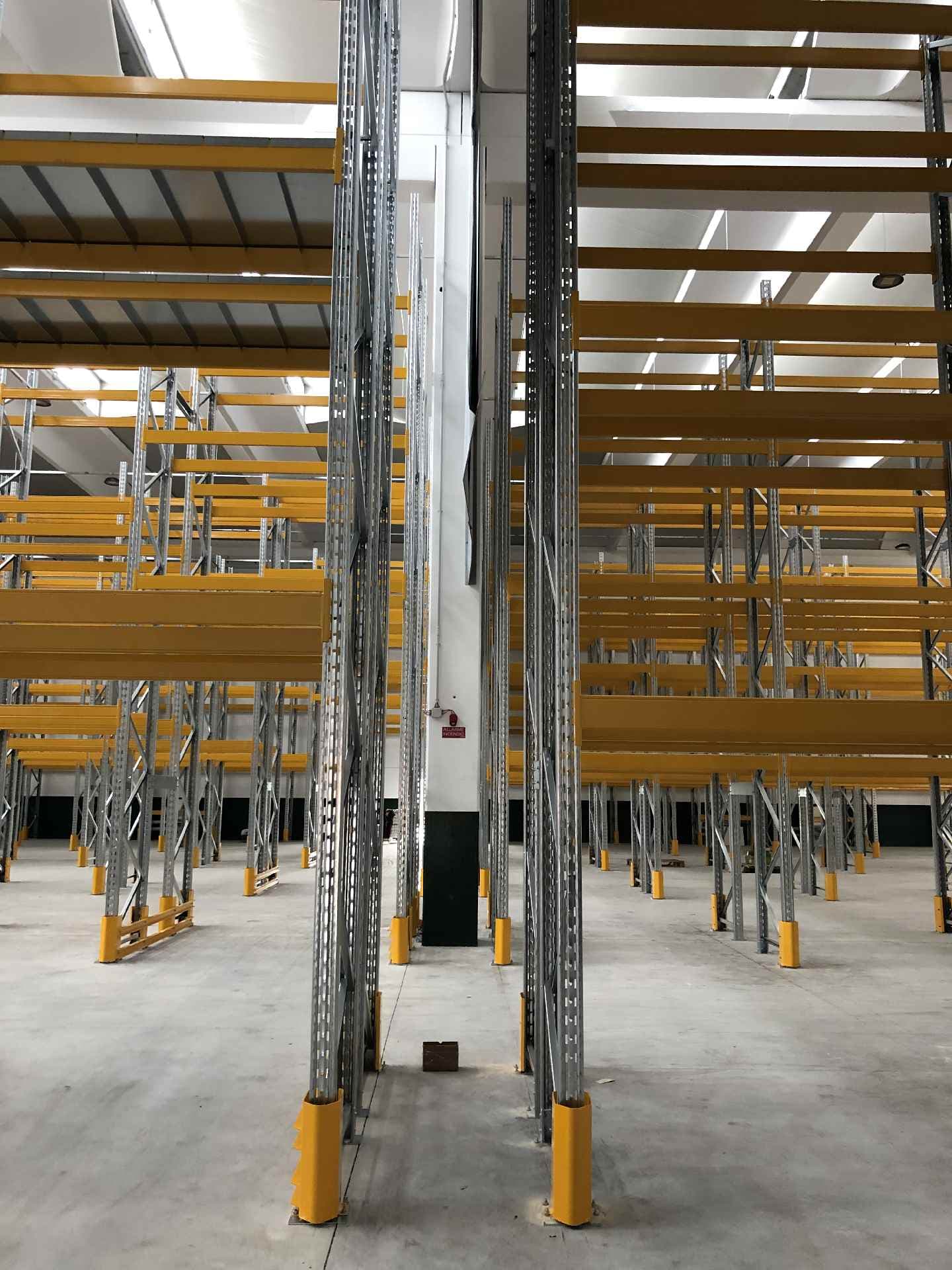 M10 — Heavy Racking 12