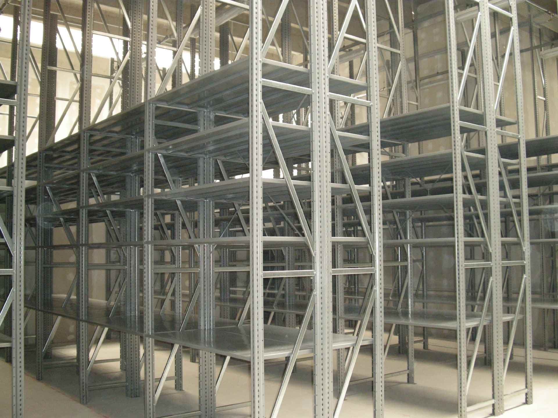 M5 — Medium-Light Racking 2